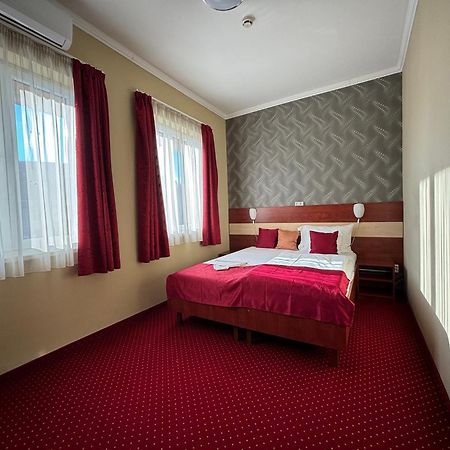 Libra Hotel Veresegyház Dış mekan fotoğraf